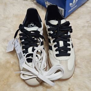 Adidas Samba Classic Sneakers in Cream & Black